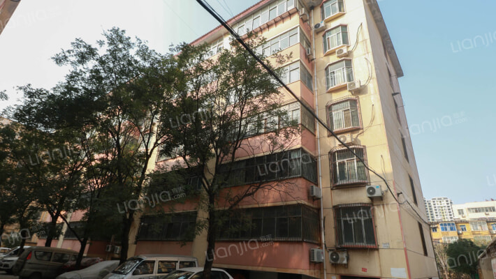 万里运输有限公司城乡物流分公司外景图