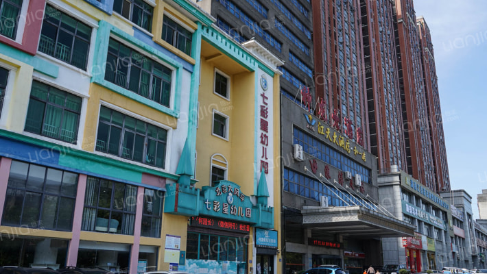 神龙小区外景图