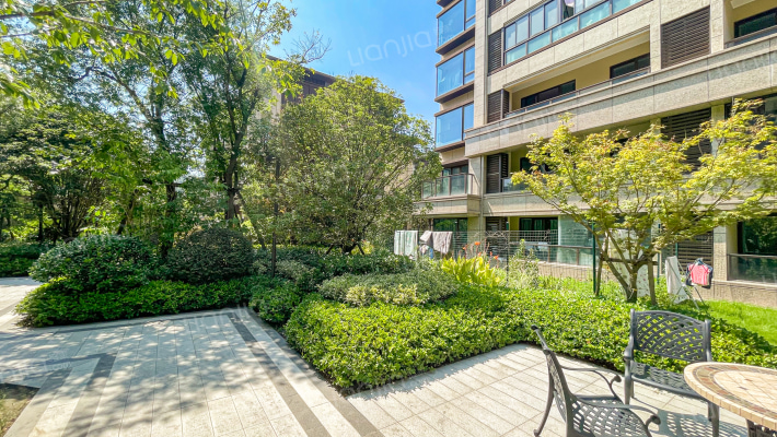 龙湖双珑原著府外景图