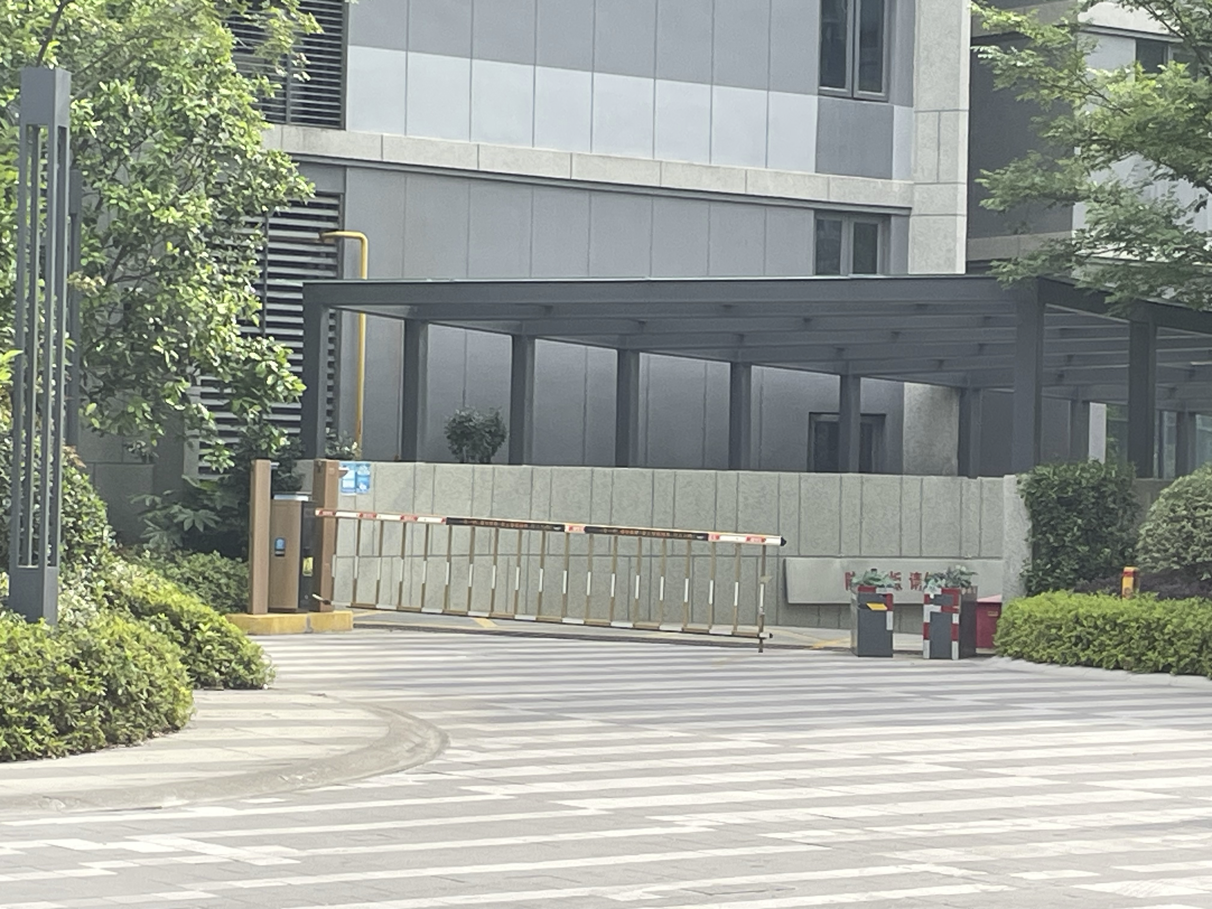 融创融望之城小区实景 6