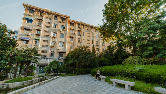 送变电家园外景图