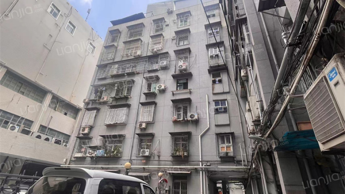 航空小路61到74号外景图