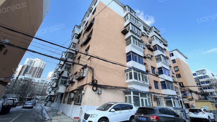 亚明铁路小区外景图