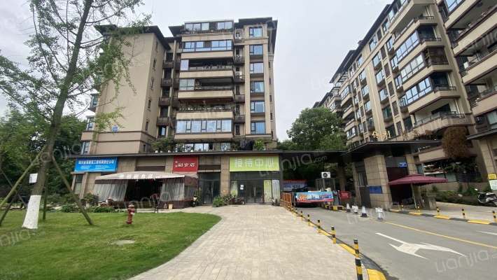 保利狮子湖檀香郡外景图