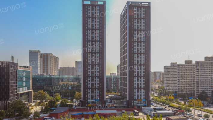 东亚望京中心外景图