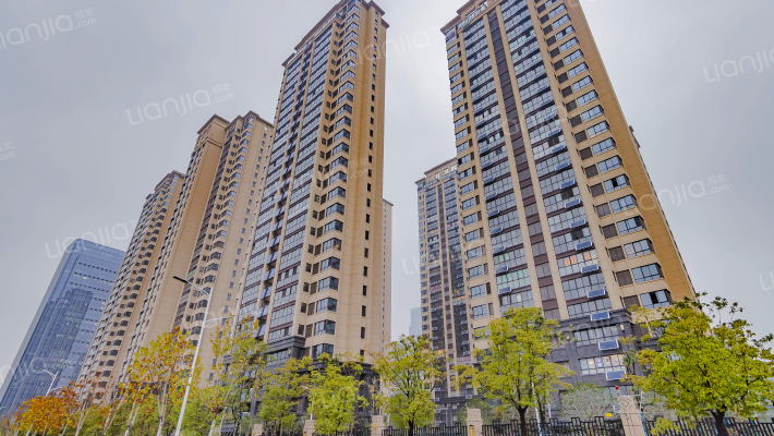 安粮云水居外景图