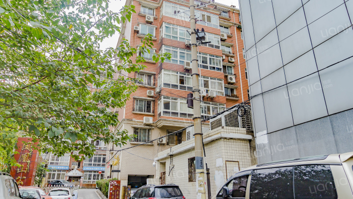 凤凰山公寓外景图