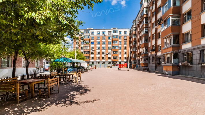 东康小区外景图