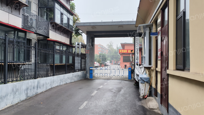 第十七干修所宿舍外景图