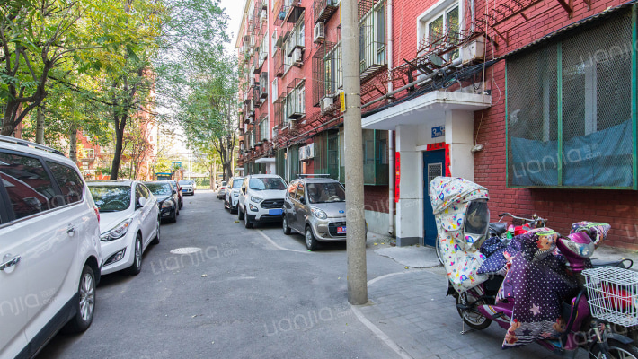 鸭子桥南里外景图