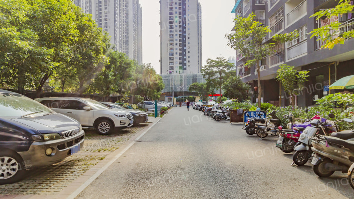 上海新苑外景图