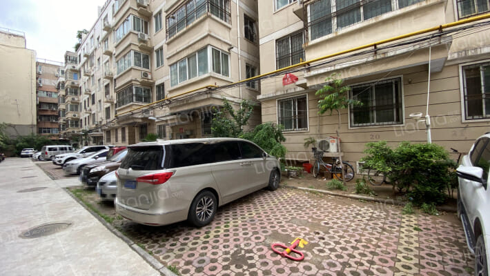 红旗路52号院外景图