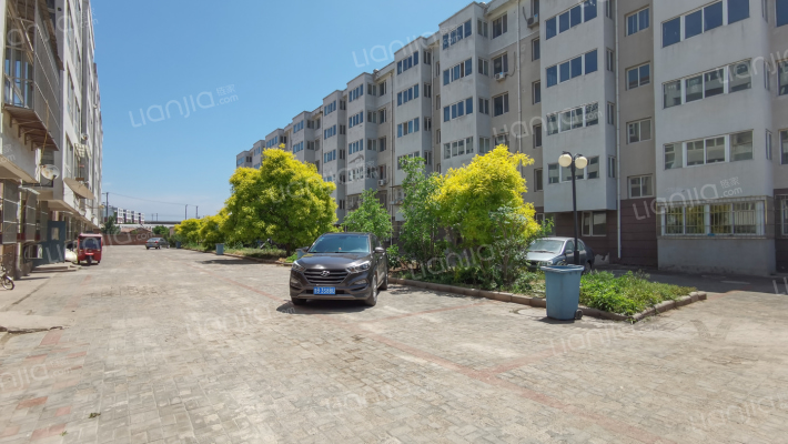 怡景花园外景图