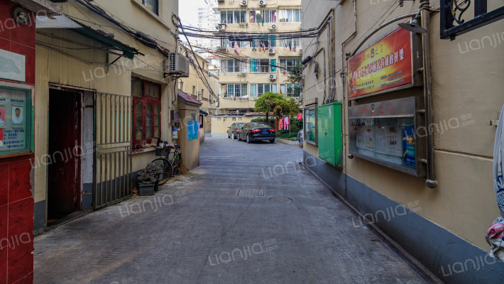 瞿中小区外景图