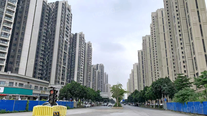 怡翠尊堤晖园外景图