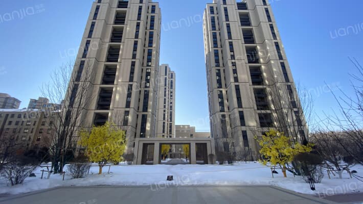 融创臻园外景图