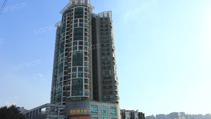 千峰彩翠外景图