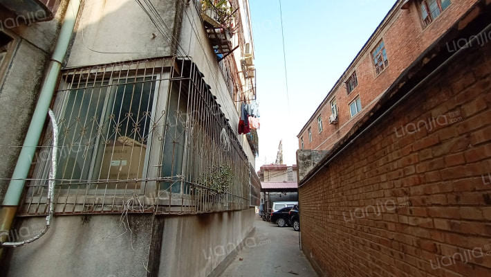 中牟老电影公司家属院外景图