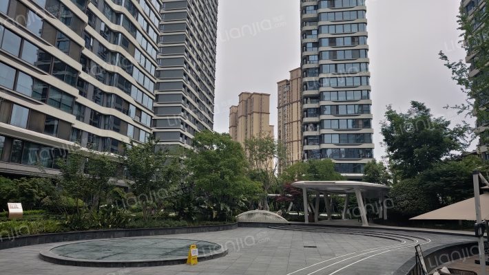 德商锦江天玺外景图