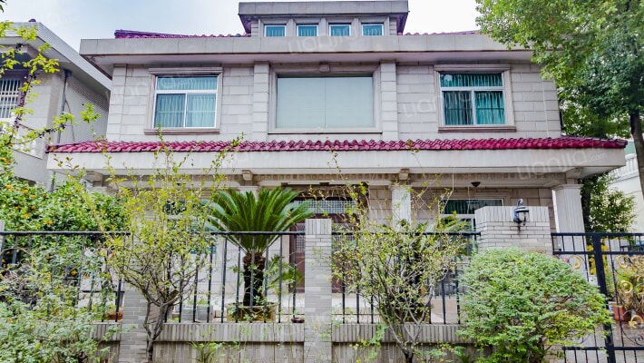 春柳花苑外景图