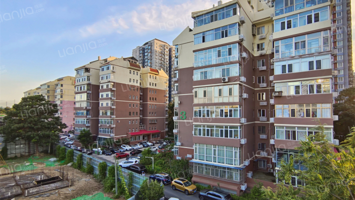 美丽亚洲假日花园外景图