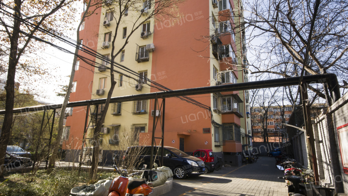 东新开胡同外景图