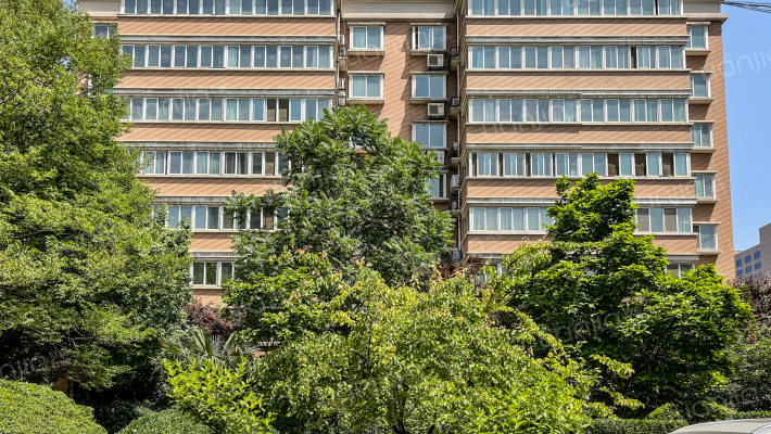 太空花园小区外景图