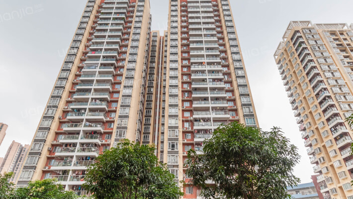 丹翠欣苑小区外景图