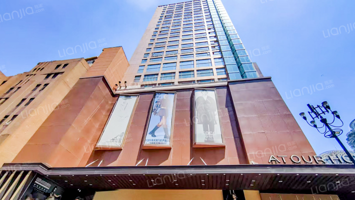 圣名国际时装城外景图