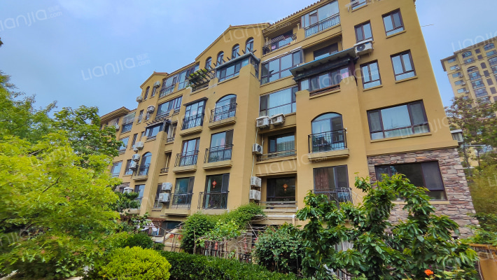 耕海山尚外景图