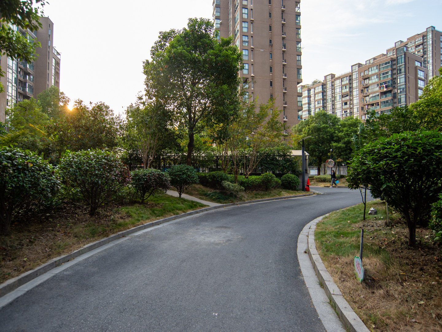 Huirong Apartment compound photo 8