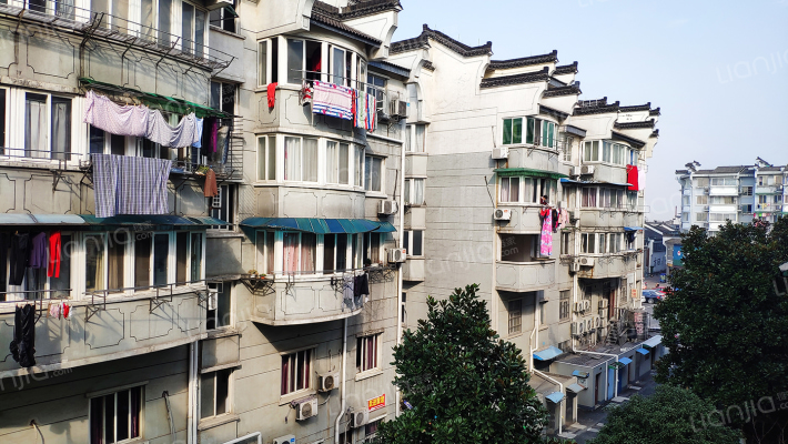 水乡人家外景图