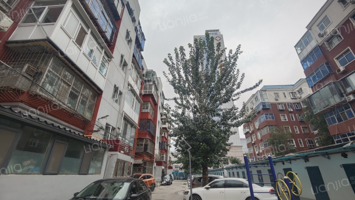 省儿童医院宿舍外景图