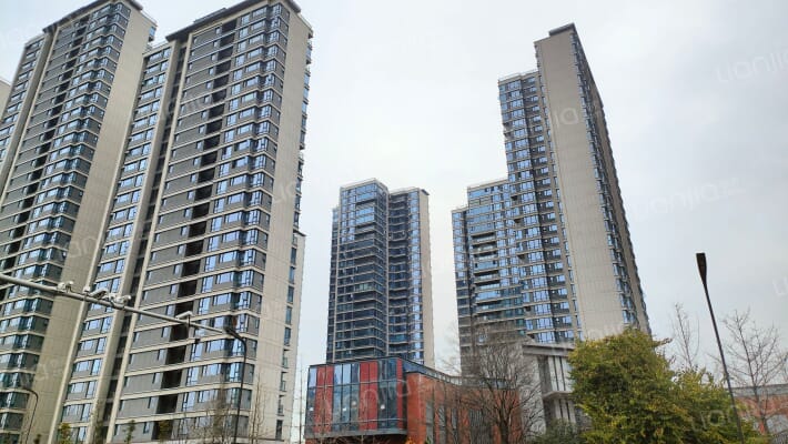 青秀阅山府外景图