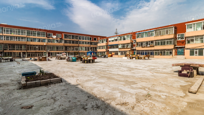 新开男子公寓外景图