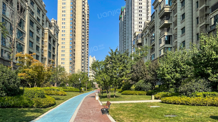 蓝光公园华府二期外景图