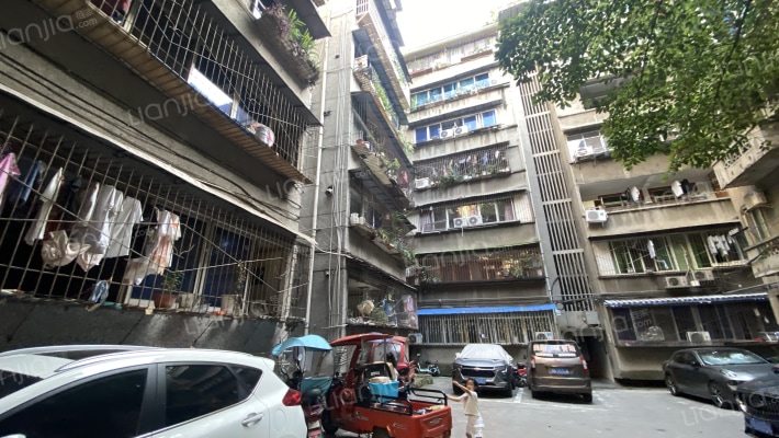 政府小院外景图