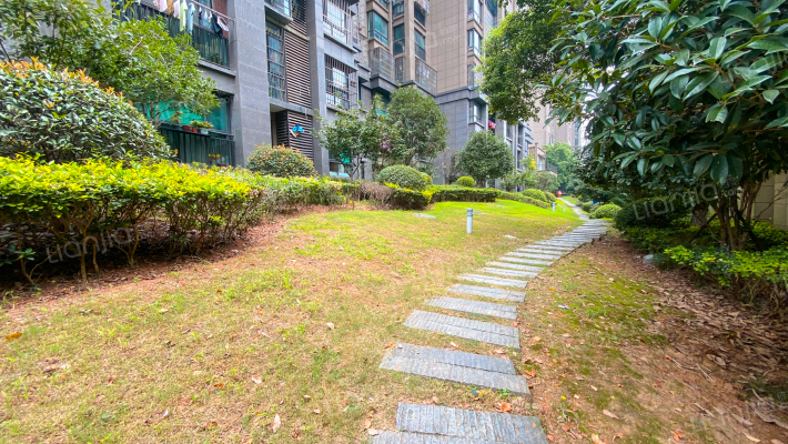 名邦西城国际外景图