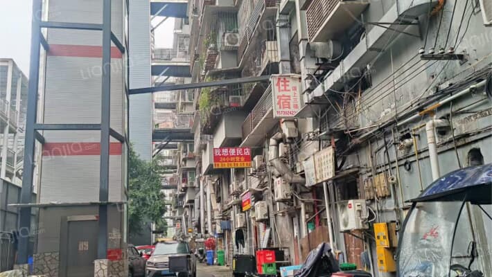 海德住宅楼外景图