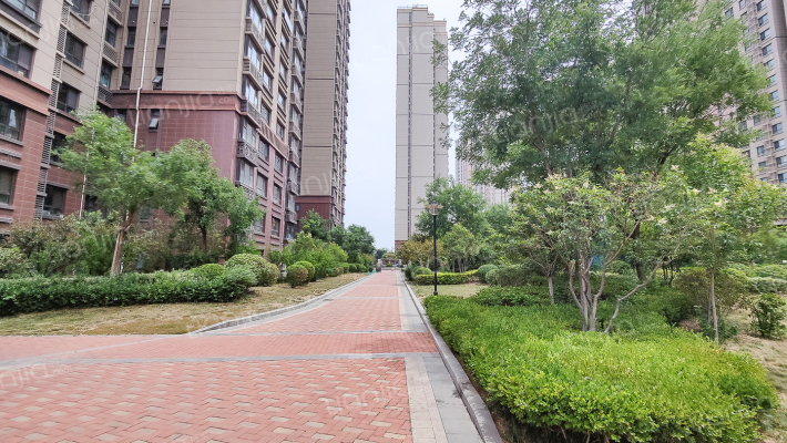 名辉豪庭外景图