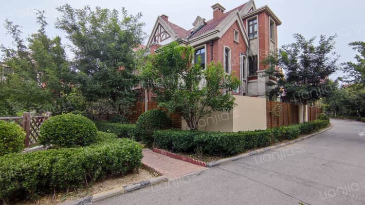 世茂英郡外景图