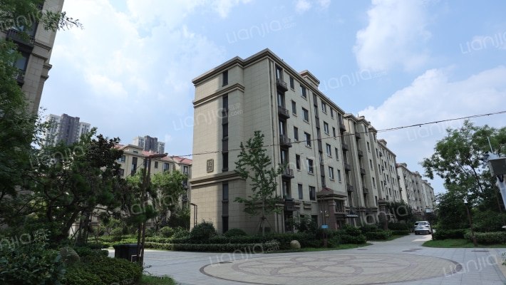 炉房府邸外景图