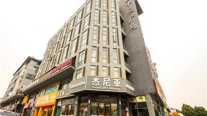 中恒广场外景图