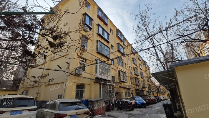 人民医院宿舍外景图