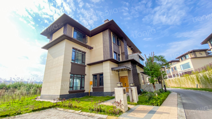 富力白鹭湾御湖外景图