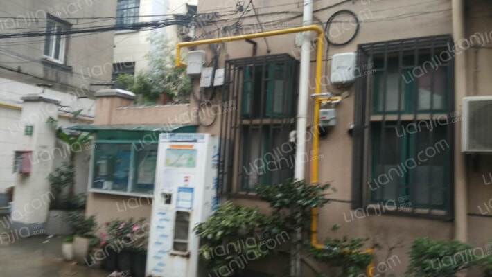 襄阳南路98号外景图