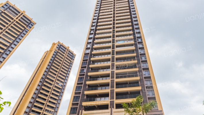 港航华庭外景图