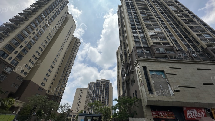 顺祺铖豪庭外景图