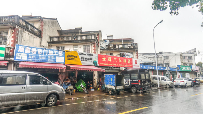 彩虹路商铺外景图