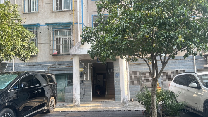 少管所宿舍外景图